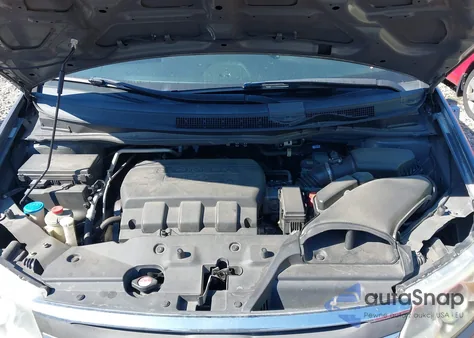 2011 Honda Odyssey Exl z USA, uszkodzony, nr VIN 5FNRL5H63BB092536